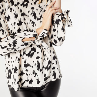 Betsy Bell Sleeve Tie Cuff Top - Black/Cream Print