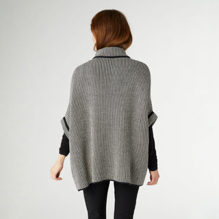 Wren Cardigan with Toggle Closure - Black/Winter White