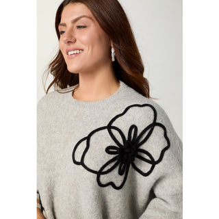 Taline Relaxed Fit Sweater with Flower - Light Heather Grey/Black